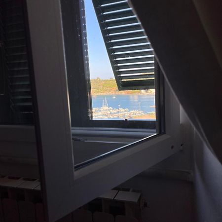 شقة Casa Le Grazie لو جراتزي المظهر الخارجي الصورة